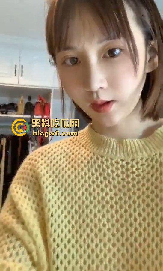 广东医科大学高颜值学妹【廖茵】跟男友裸聊性爱视频来袭，大胆的展示引以为傲的身材。  第4张