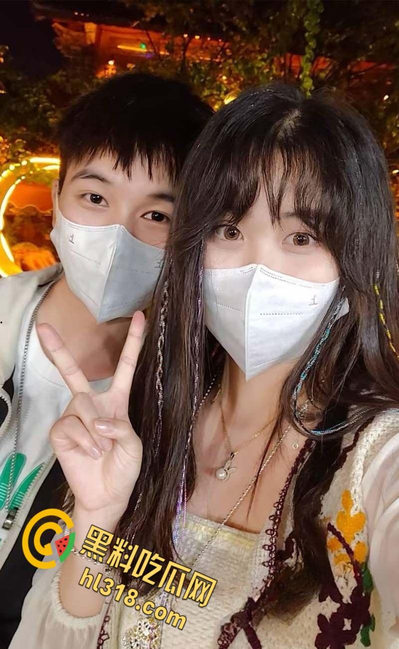 宜宾厥溪镇渣女【谢欣芮】，背叛男友酒店约炮，金主主打一个调教性爱，爽到高潮娇喘抽搐，全程浪叫不断！  第1张