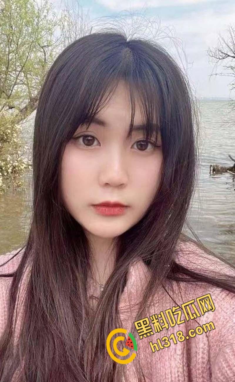 宜宾厥溪镇渣女【谢欣芮】，背叛男友酒店约炮，金主主打一个调教性爱，爽到高潮娇喘抽搐，全程浪叫不断！  第2张