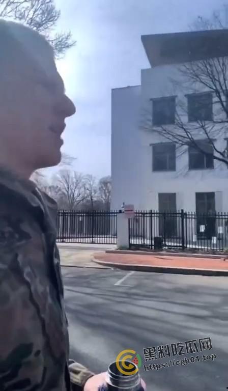 美国空军在以色列大使馆前自焚！临死前高呼不做种族灭绝的同谋 是英雄还是极端分子？  第2张