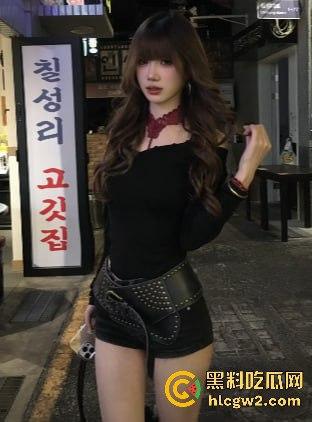 抖音百万粉丝网红【梁嘉蕊】现任前任爆料连连!约炮不停现男友面前还敢带节奏黑前任 真是个自带热搜体质! 第18张 抖音百万粉丝网红【梁嘉蕊】现任前任爆料连连!约炮不停现男友面前还敢带节奏黑前任 真是个自带热搜体质! 第18张