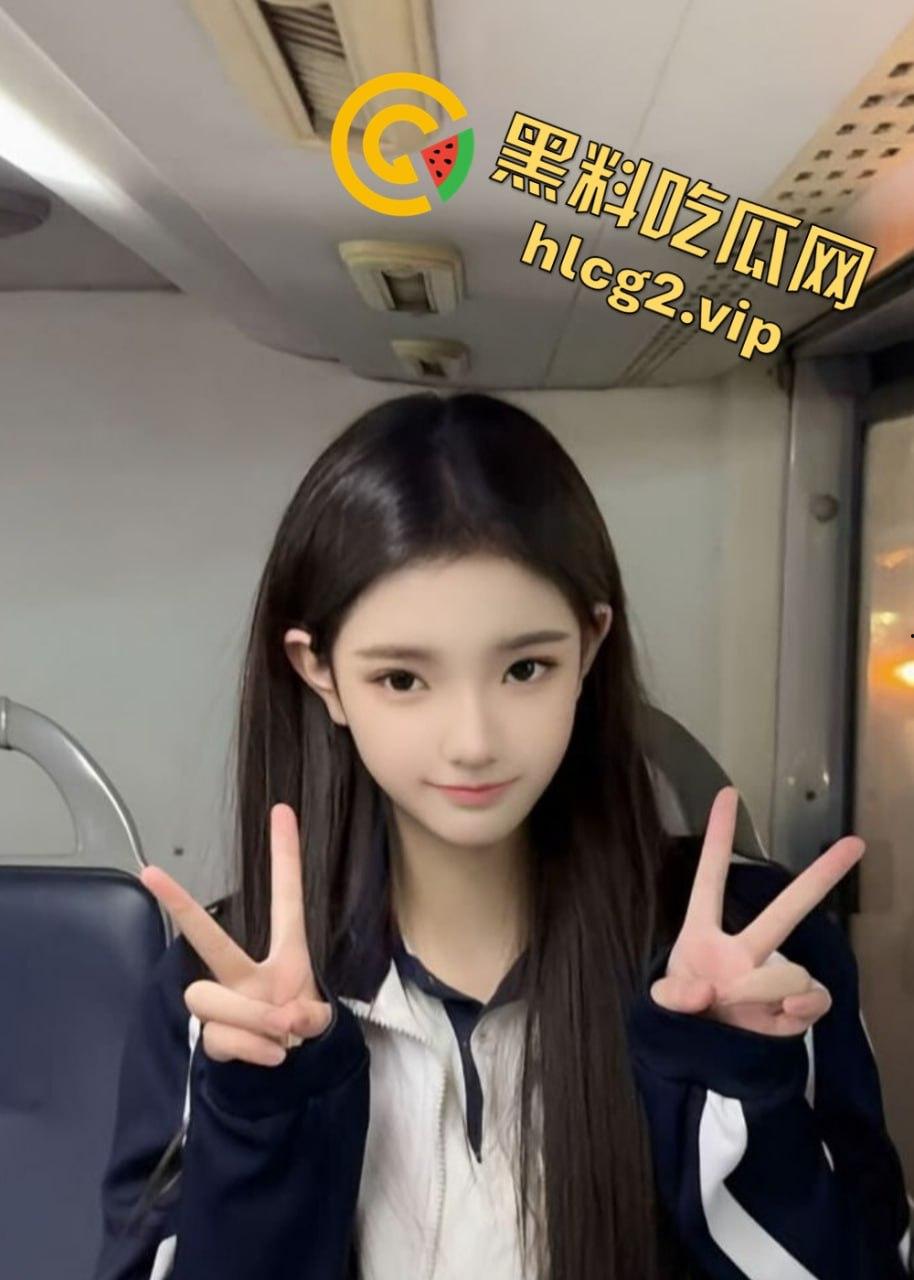 山东艺术学院极品校花『尚婕』外围兼职曝光！清纯学生妹酒店嫩穴被玩！白腿翘臀美哭众人！  第3张