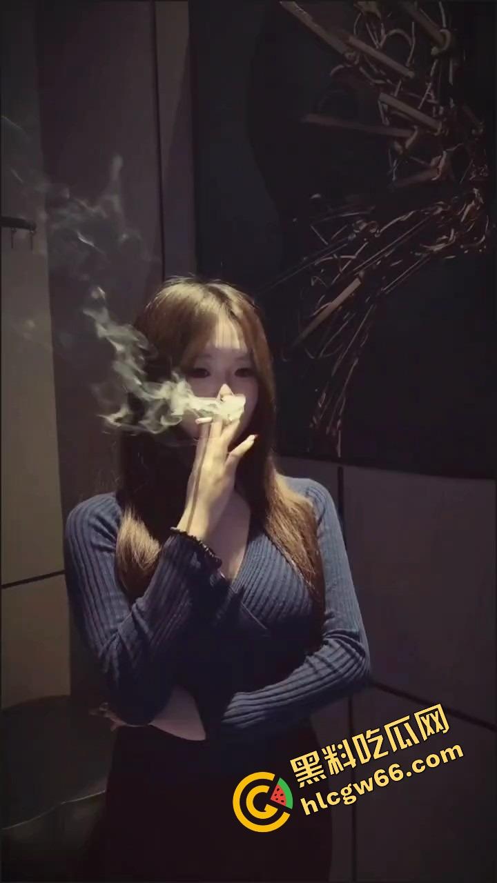 江苏常州反差学妹【赵琳娜】房后变脸成骚狗足交口爆样样精通，舔精舔到上头，活比老司机还猛！  第3张