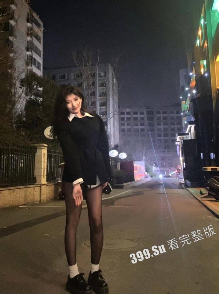 西安极品反差婊 林美鑫 一个月三万包养费 口活技术非常nice 物超所值的小骚逼 与金主性爱视频流出  第6张