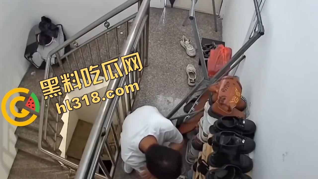 群友深夜迷恋玉足,结果踩进天罗地网?监控一开,真相比脚香还刺激,结果全群看了个全景4K还带声! 第6张 群友深夜迷恋玉足,结果踩进天罗地网?监控一开,真相比脚香还刺激,结果全群看了个全景4K还带声! 第6张