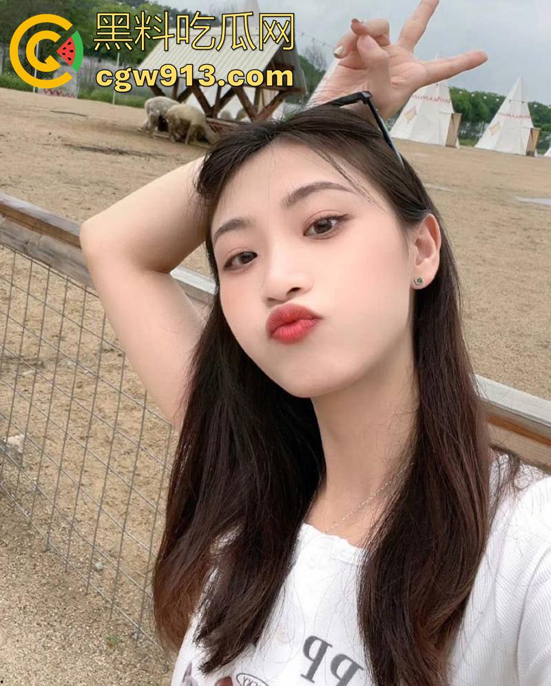 苏州旅游职业学院校花【刘玉】,高颜值性感女神,竟为了一根鸡巴,一年打胎六次,堪称苏州铁逼! 第3张 苏州旅游职业学院校花【刘玉】,高颜值性感女神,竟为了一根鸡巴,一年打胎六次,堪称苏州铁逼! 第3张