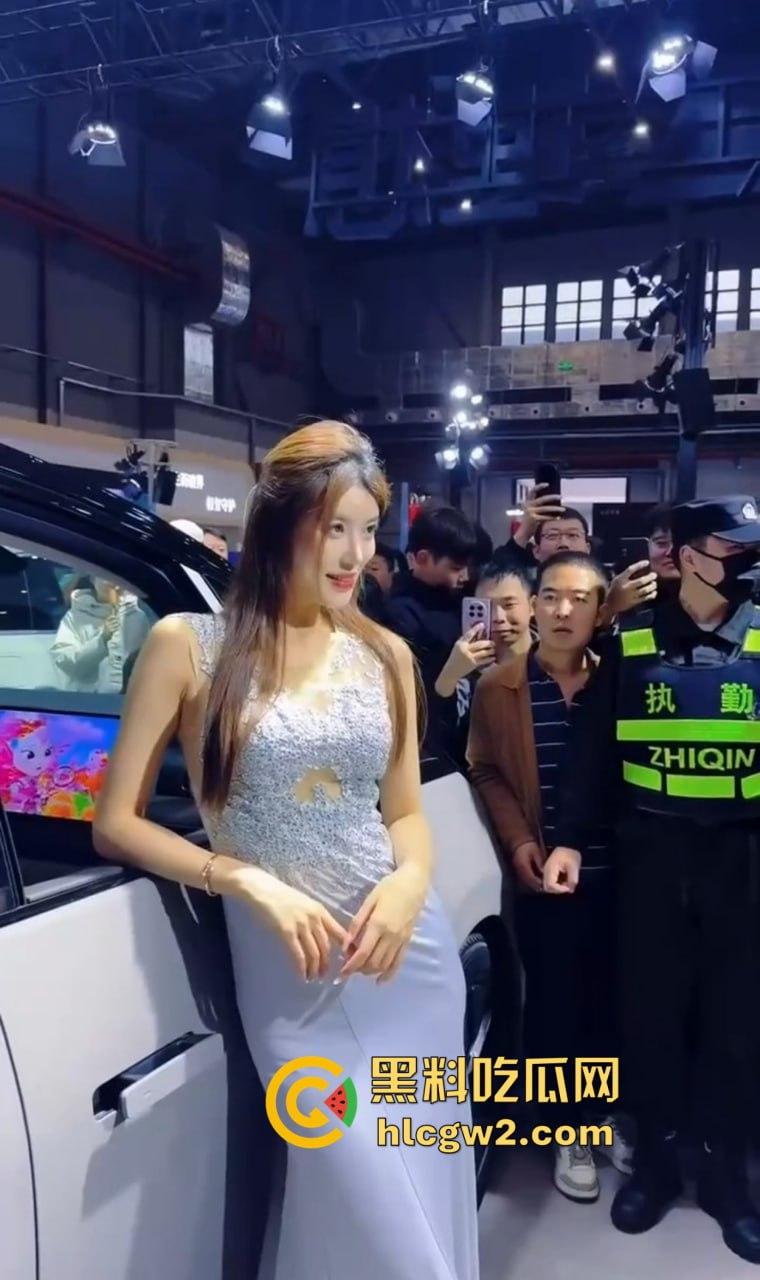 火遍全网的骚眼神大师【条纹哥】封号 一个纯粹色到骨子里的人 低级趣味的神话落幕 纯粹骚气永留人间! 第7张 火遍全网的骚眼神大师【条纹哥】封号 一个纯粹色到骨子里的人 低级趣味的神话落幕 纯粹骚气永留人间! 第7张