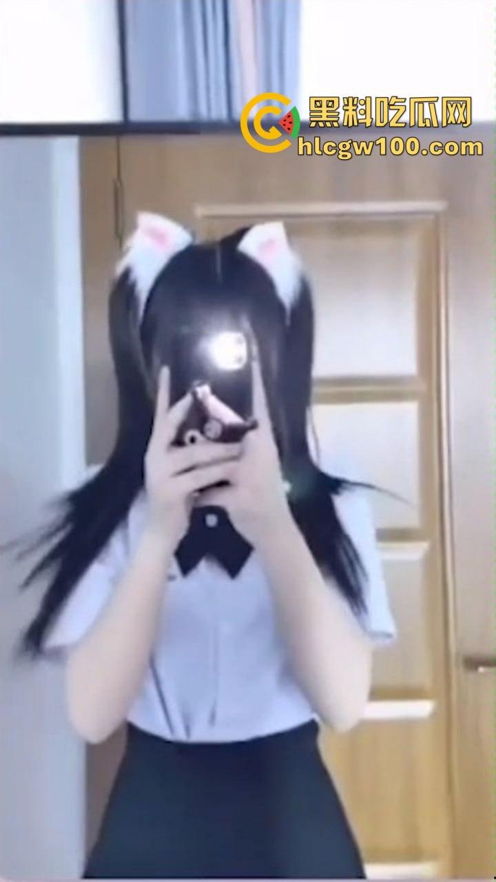 双马尾弹力腰女神来了 后入摇到全场窒息 这腰韧性堪比橡皮筋后入姿势切换丝滑  社会摇和青海摇全跪了！ 第5张