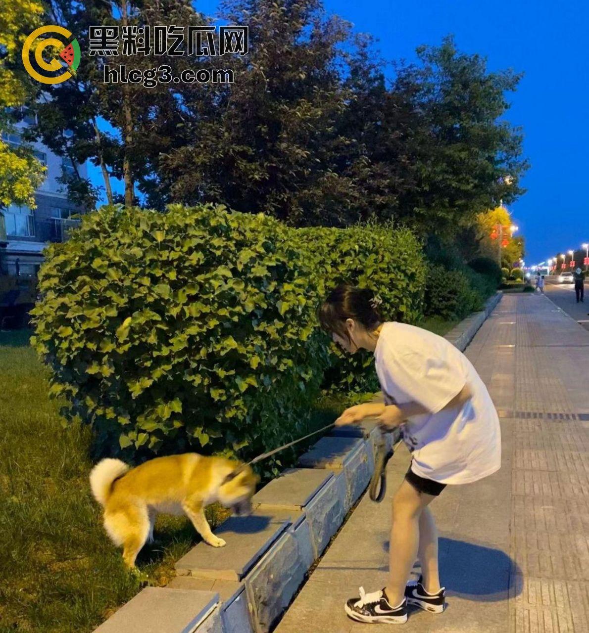 叶璇亲密旅拍视频流出，上海美女与青岛男友激情狂欢，云盘泄密大尺度片段引发轰动！  第11张