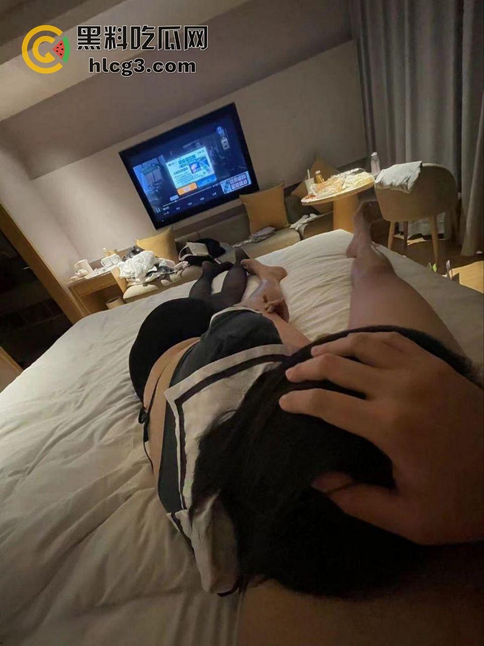 叶璇亲密旅拍视频流出，上海美女与青岛男友激情狂欢，云盘泄密大尺度片段引发轰动！  第15张