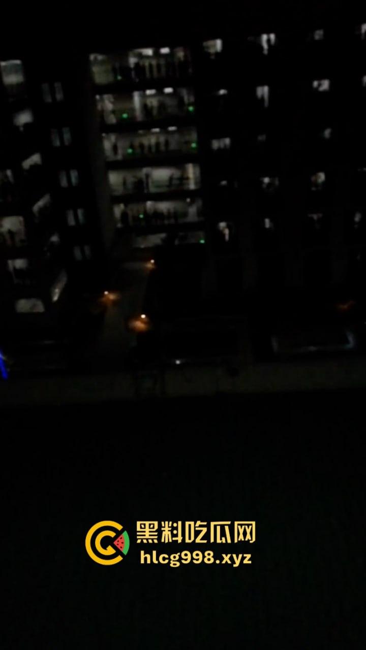 柳州机电一学生跳楼自杀 现场视频揭露真实原因 竟是连裤衩都赔干净了?? 第6张 柳州机电一学生跳楼自杀 现场视频揭露真实原因 竟是连裤衩都赔干净了?? 第6张