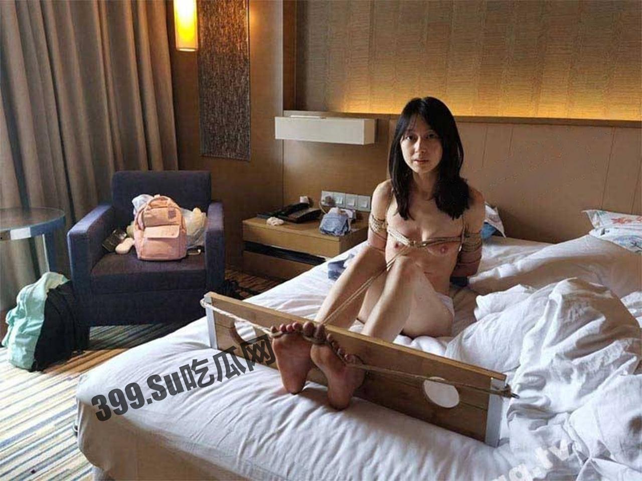 淬炼商学院 别都学院 19 级李启丹 SM 深度爱好者 捆绑、抽打、图钉插入！极度清纯反差婊  第7张