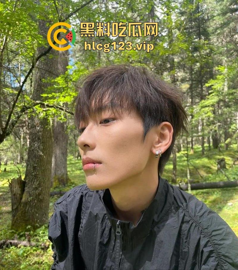 男歌手『郑润泽』塌房！刚官宣就被扒出约炮视频，深情人设崩塌，渣男本性暴露  第2张