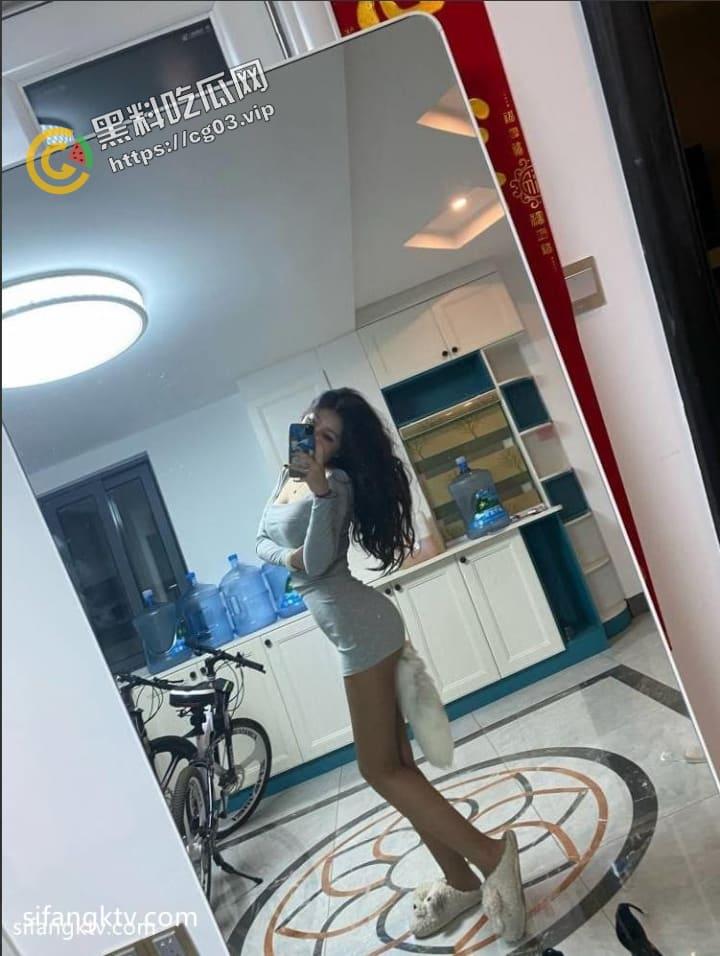 武汉大学周玄毅 教授与女学生聊骚被曝光 女学生杨帆性爱视图全集来啦!怪不得马薇薇会输,谁遇到这样的女人不迷糊呀 第24张 武汉大学周玄毅 教授与女学生聊骚被曝光 女学生杨帆性爱视图全集来啦!怪不得马薇薇会输,谁遇到这样的女人不迷糊呀 第24张