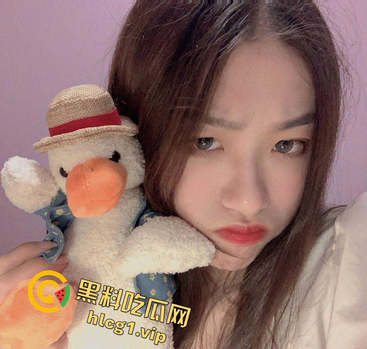 师范学院大二女学生私密自拍云盘外泄！和男友的激情时刻被曝光！  第6张