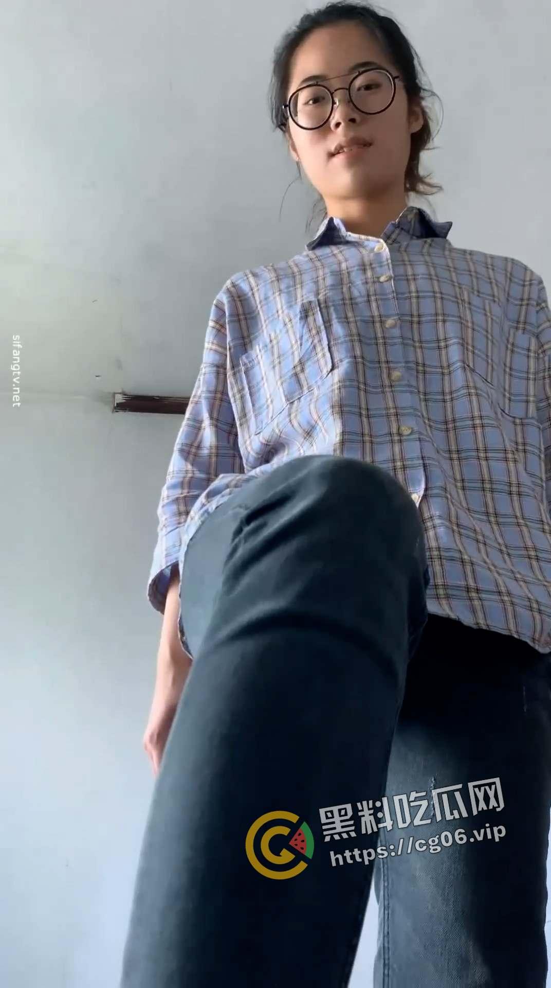 天上云最高 地上眼睛骚！北京理工眼睛娘 反差无下限 俺们理工界也有自己的魅魔  第2张