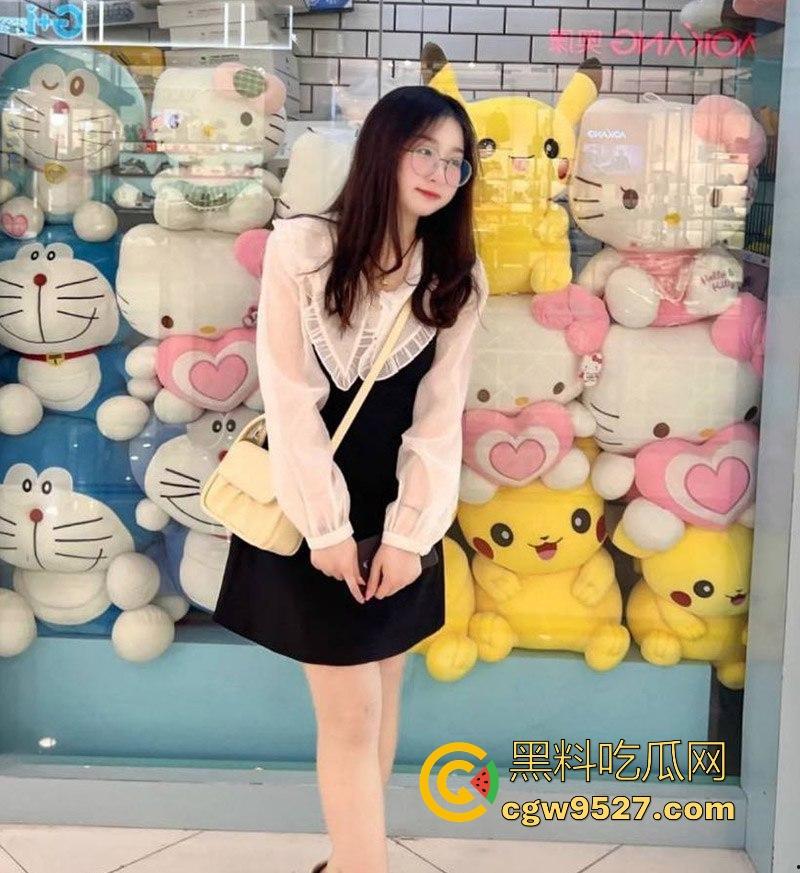 常州极品幼师【李思颖】性爱视频曝光，甜美笑容迷倒众生，夜里却化身淫荡母狗，学校里的知名公交车！  第2张