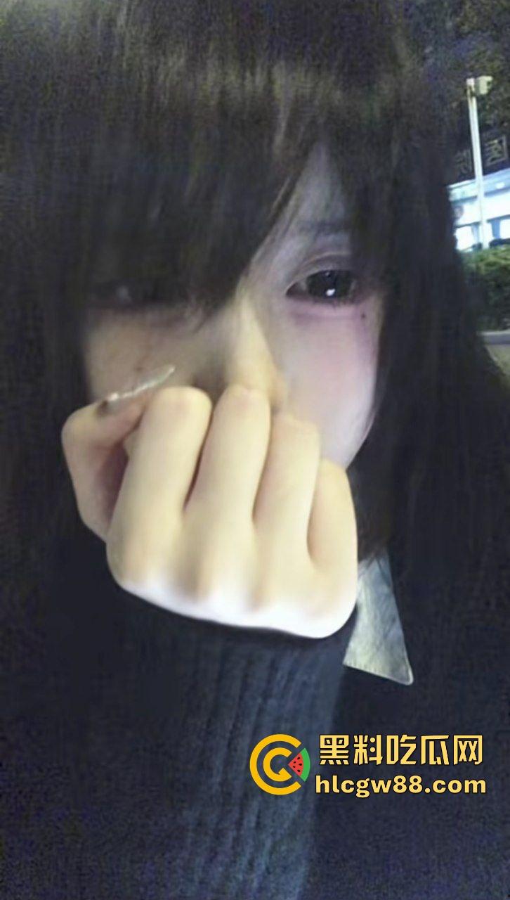 帅哥社交软件网聊反差大学妹【陈珂】加V线下约炮淫荡吃鸡巴,享受肉体碰撞后入猛操! 第5张 帅哥社交软件网聊反差大学妹【陈珂】加V线下约炮淫荡吃鸡巴,享受肉体碰撞后入猛操! 第5张