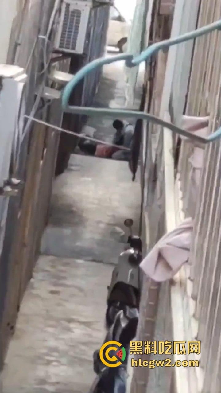 血腥慎入！潮州朝安东二光辉幼儿园附近 发生持刀杀人事件 一女子当场死亡！  第4张