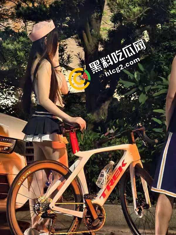 南通金逼骑行媛！崔克专属骚鸡在线加微信 精准定位崔克自行车客户 提供双飞服务  第5张