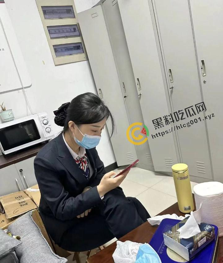 杭州泰隆银行极品美女 黄晓靑 被曝多次婚内出轨 和炮友参加换妻活动 还是个母狗最爱SM  第6张