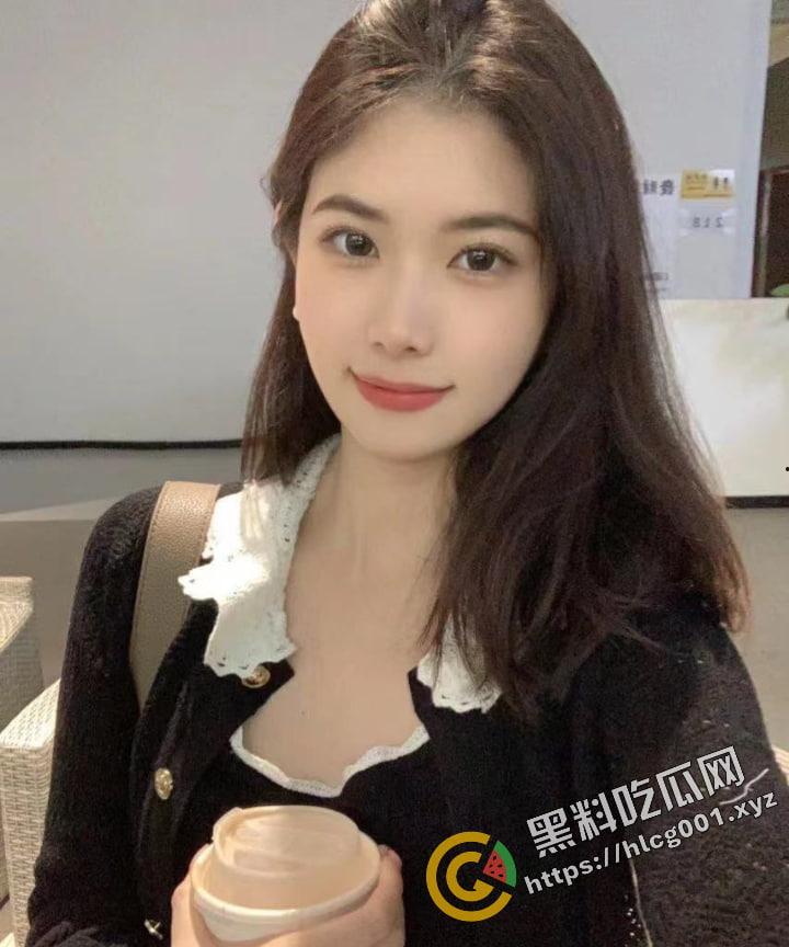 杭州泰隆银行极品美女 黄晓靑 被曝多次婚内出轨 和炮友参加换妻活动 还是个母狗最爱SM  第7张