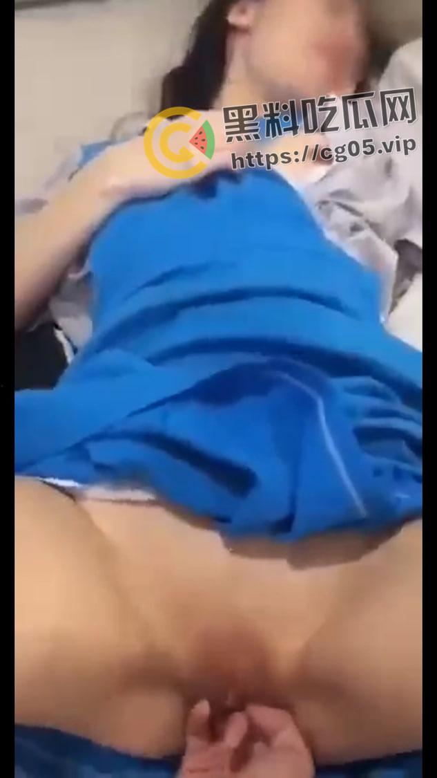 东莞极品御姐少妇【吴昕琳】性欲狂魔 裸漏肉体勾引租客 莞式少妇房东 这谁顶得住啊  第9张