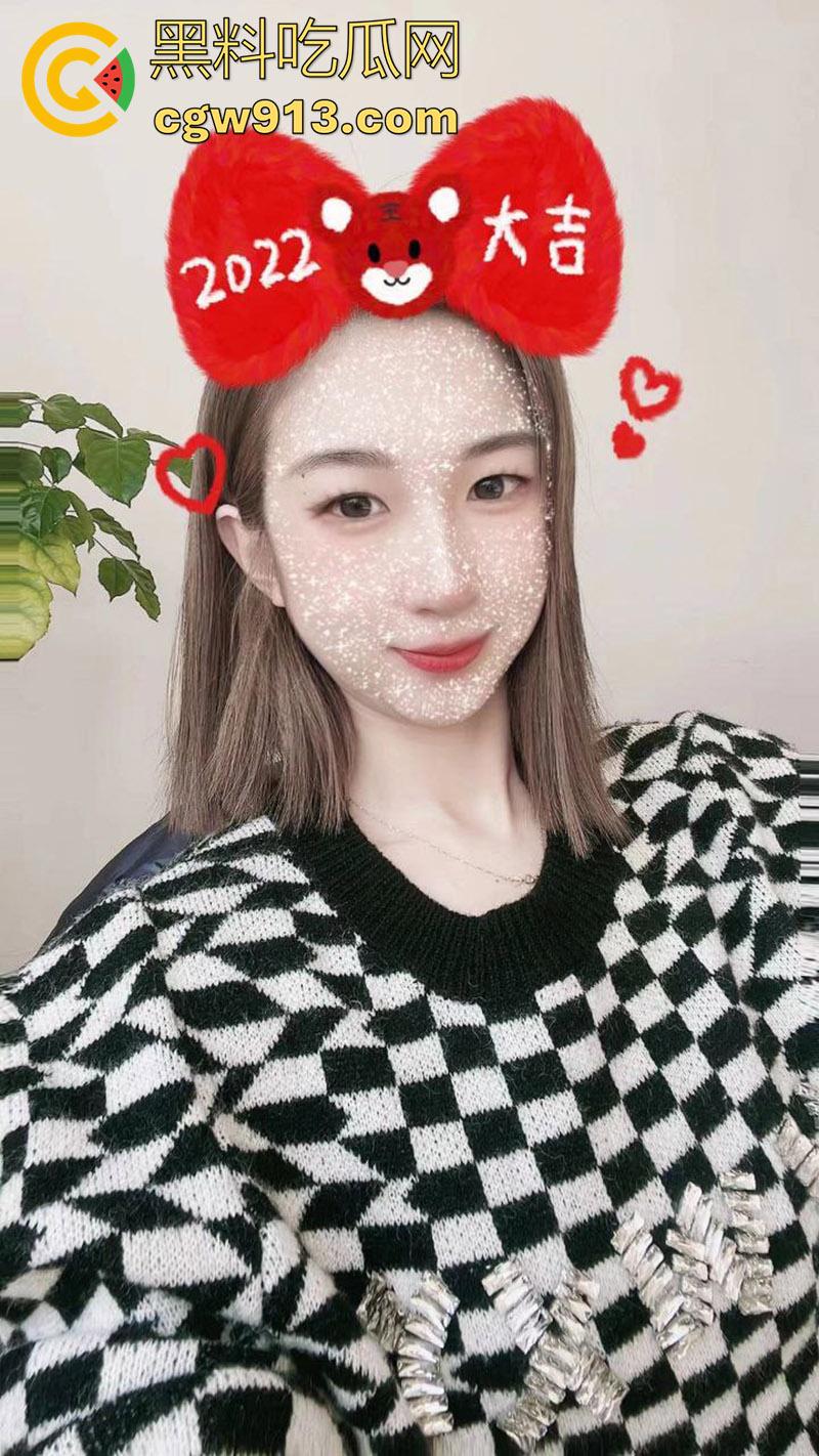 曝光辽宁营口人妻【迟媛媛】，半夜户外找陌生人口交，最多时曾1v7体验精液敷脸，这老公真是绿没边了！  第3张