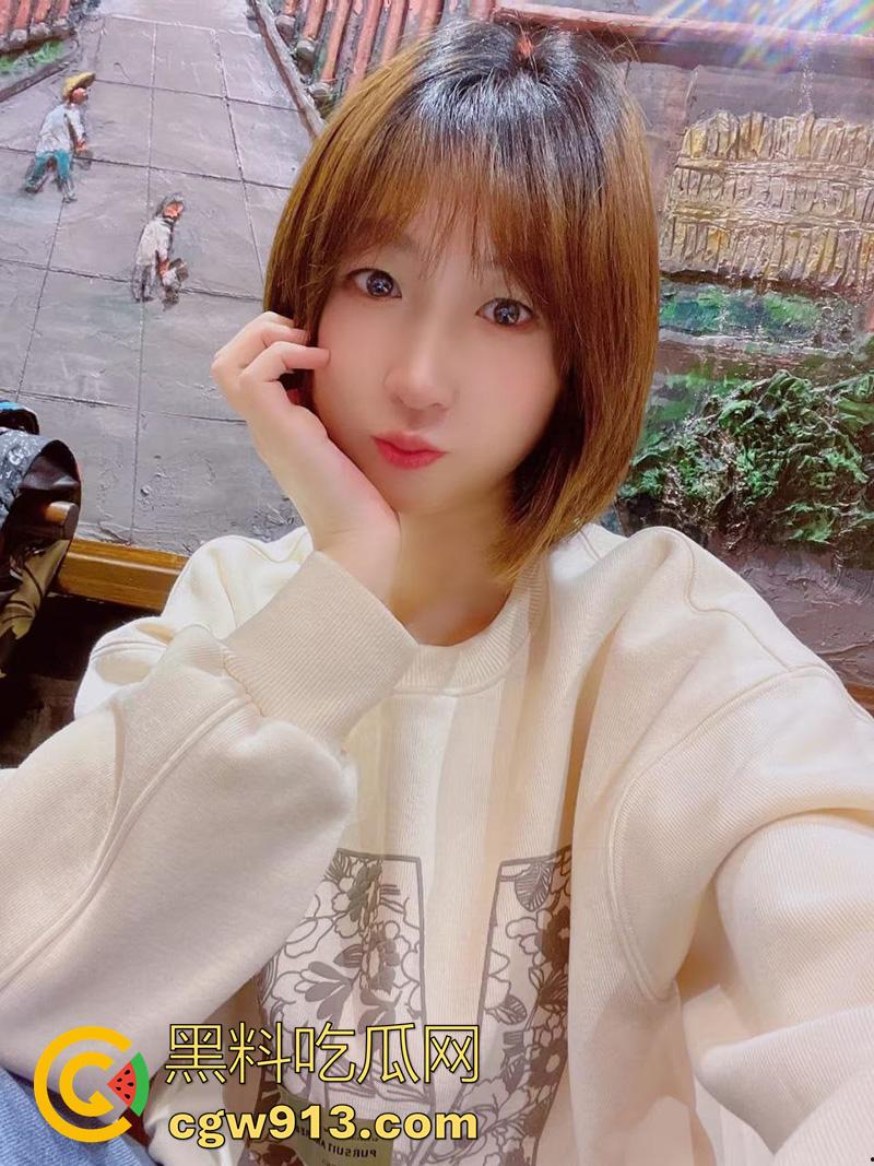 曝光辽宁营口人妻【迟媛媛】，半夜户外找陌生人口交，最多时曾1v7体验精液敷脸，这老公真是绿没边了！  第5张