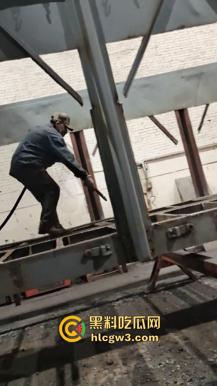 中车西安车辆厂员工爆料：剥削压榨无底线，天天加班干到吐血，还不给一分钱加班费！  第10张