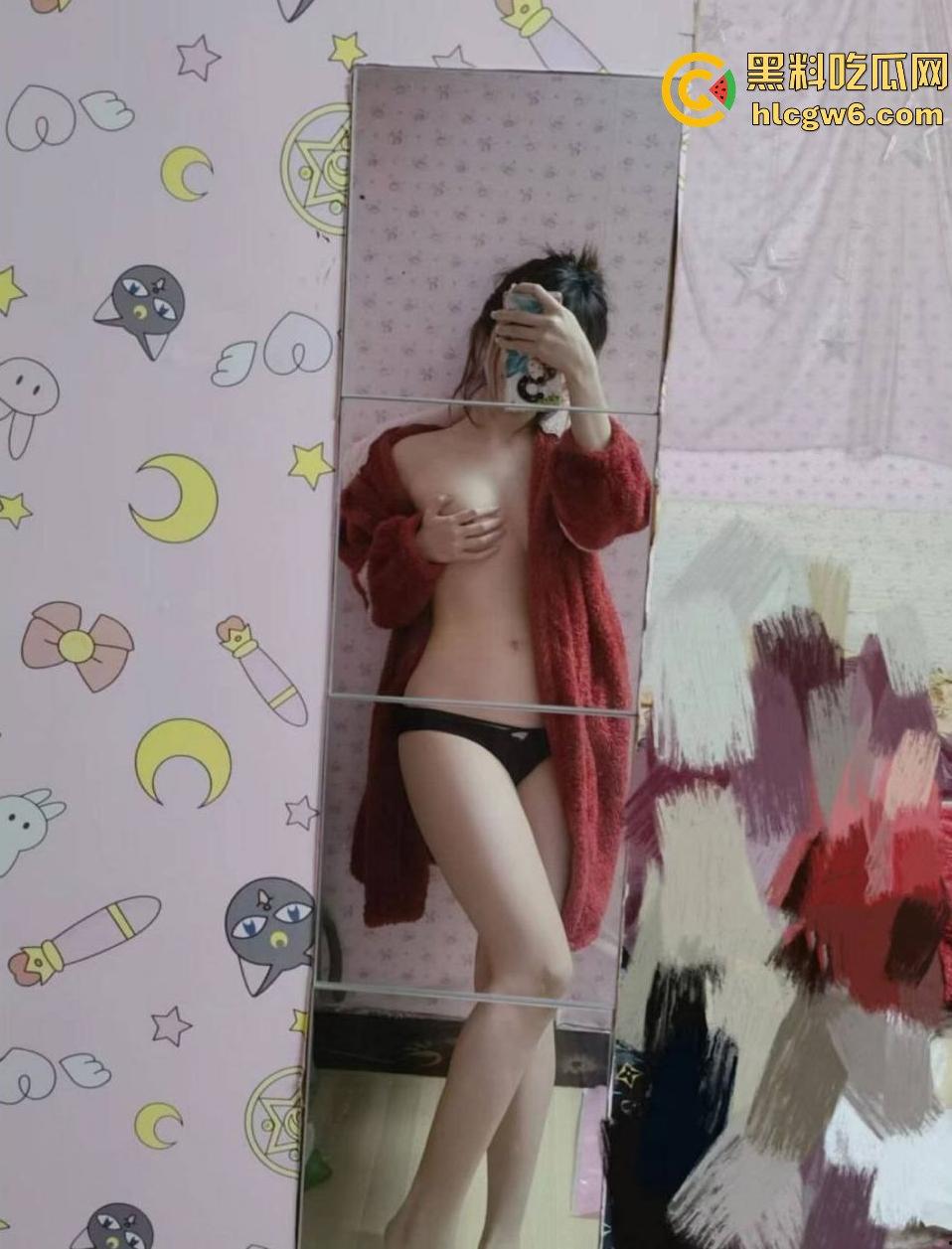 全网疯求，浙江清纯可爱网红【MIKU白】自拍性爱1分34秒视频被曝光，精选网红系列。  第7张