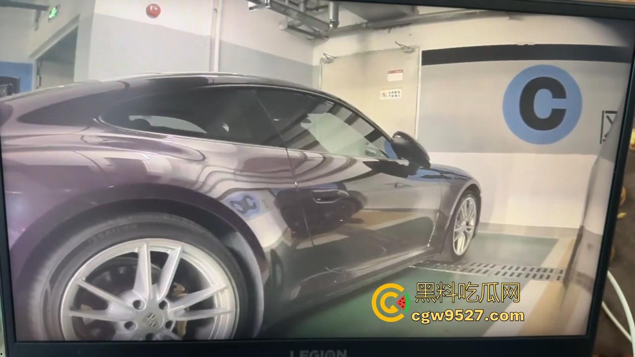 保时捷718车主地下停车场车震被偷拍，有钱人就是好呀，长的不太行但上的女的身材颜值都很好，羡慕！  第5张