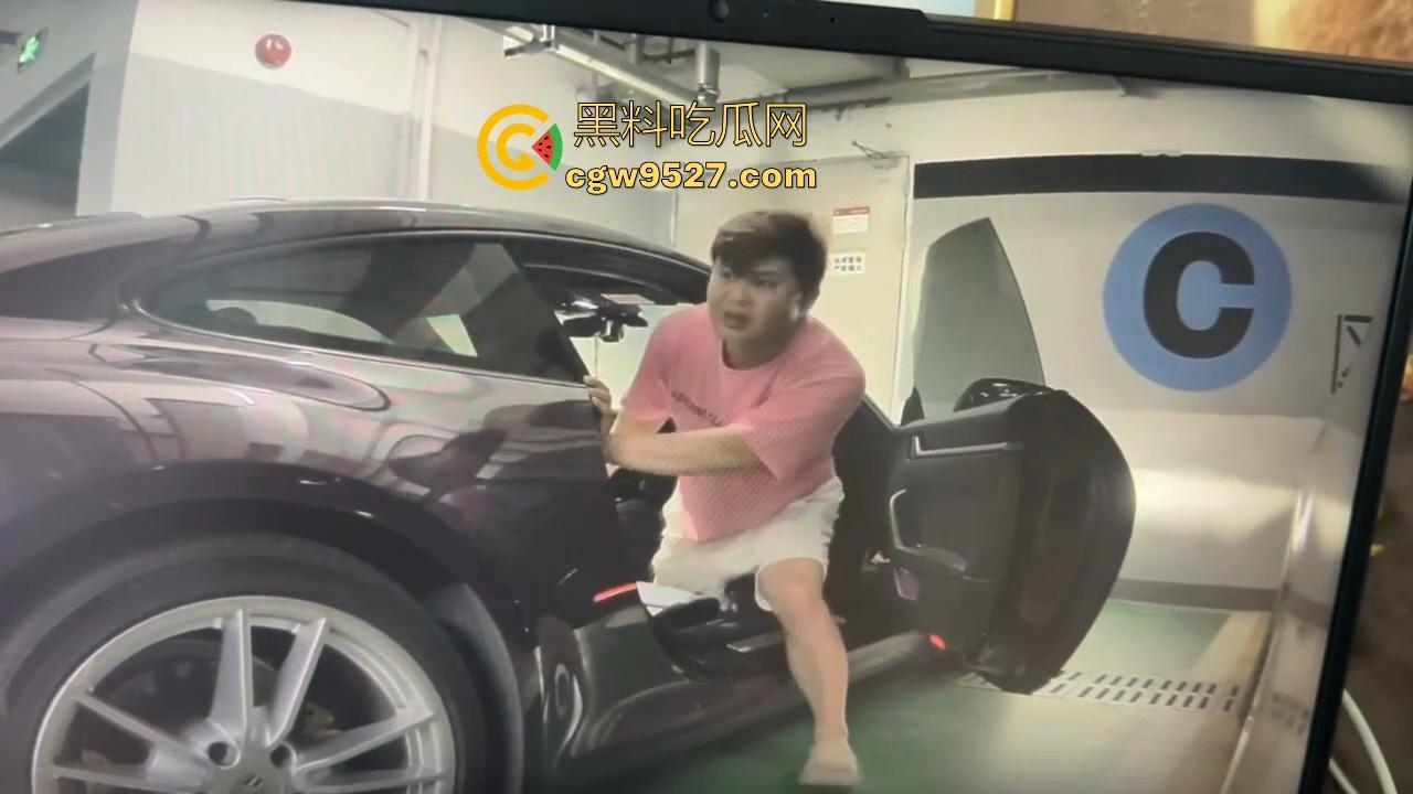 保时捷718车主地下停车场车震被偷拍，有钱人就是好呀，长的不太行但上的女的身材颜值都很好，羡慕！  第8张