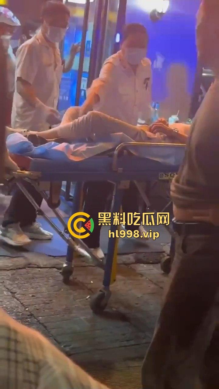 湖北武汉60岁大爷网恋奔现太激动！见红裙女子血压飙升，直接送医院抢救！  第5张