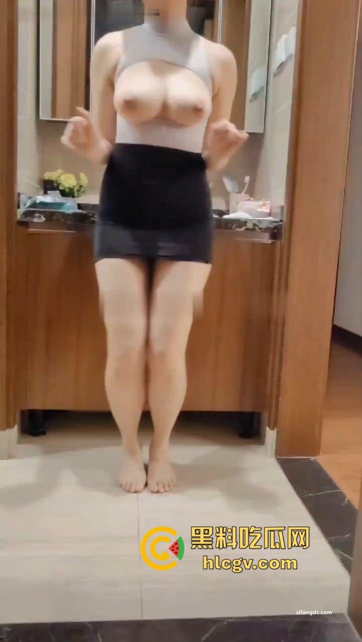 抖音27万粉丝【玉儿如梦】微胖天花板！送出自慰裸舞骚拍定制福利，粉丝彻底疯了！  第3张