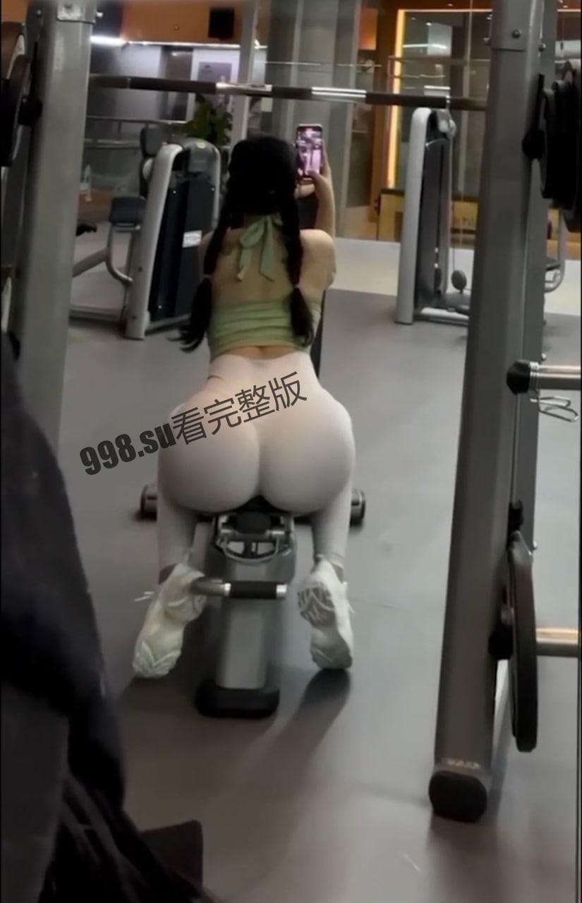 微博 G 奶女神 艾拉 微密圈 12 月最新收费视图合集 突破尺度  第4张