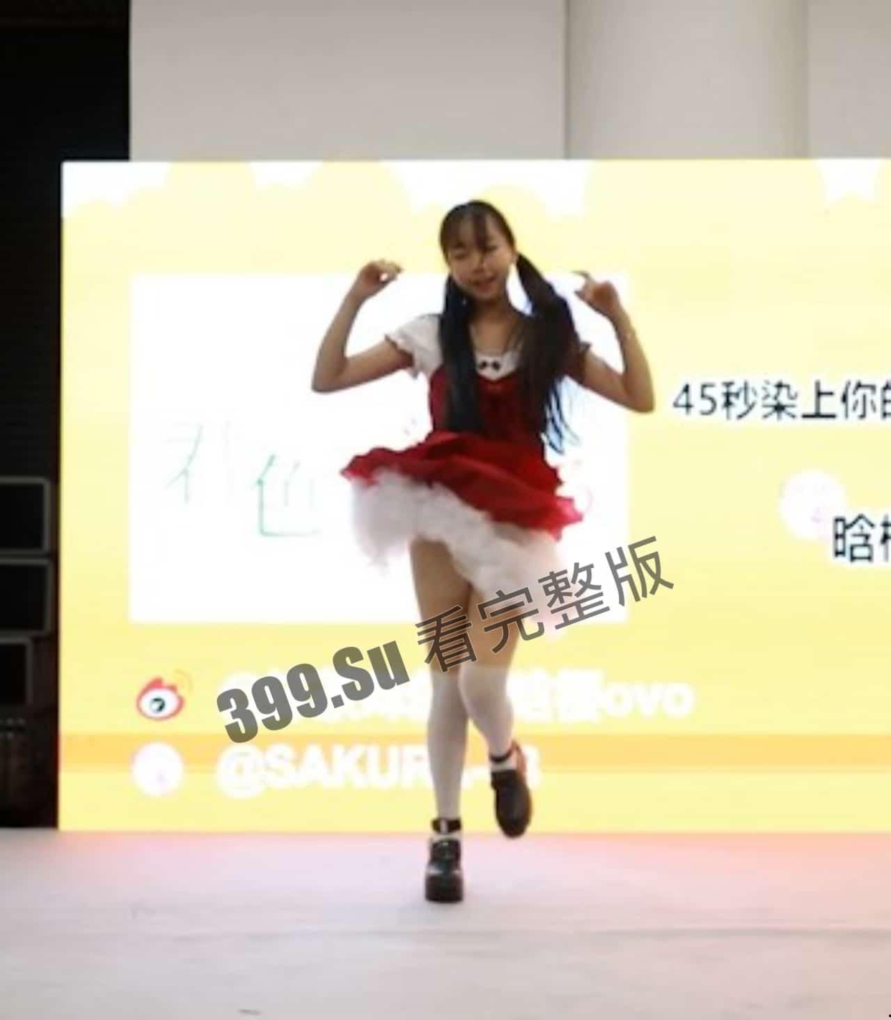 经典永流传 浆果儿 裸舞 剧情+户外露出+口交+SM+捆绑 附带高考时穿洛丽塔接受采访新闻 和正规舞蹈表演现场  第2张