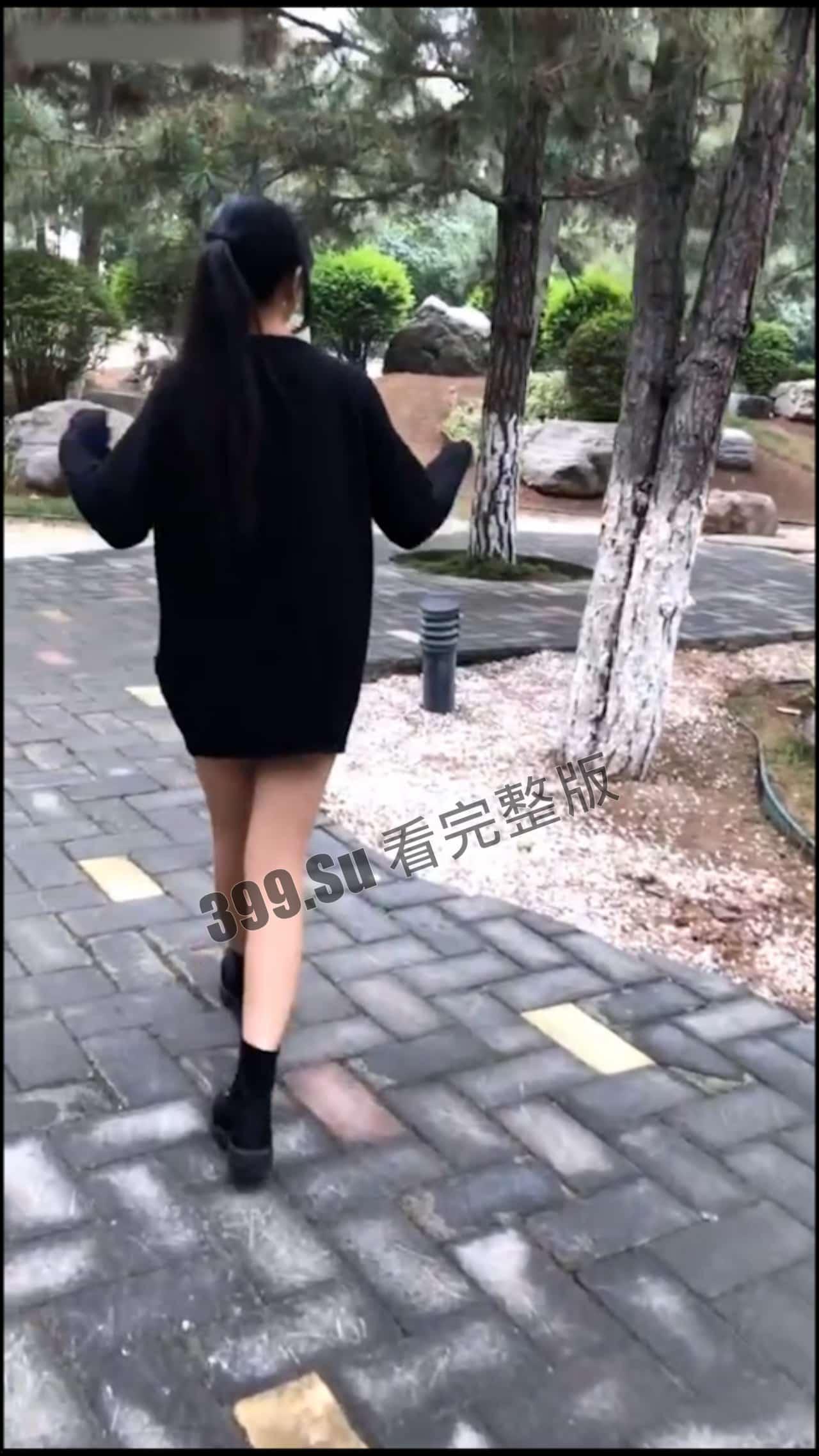 经典永流传 浆果儿 裸舞 剧情+户外露出+口交+SM+捆绑 附带高考时穿洛丽塔接受采访新闻 和正规舞蹈表演现场  第4张