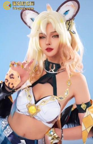 B站主播『图图堡』海边真空写真爆出，美鲍都快从比基尼里蹦出来，有没有鉴鲍大师给个评价，这品相算极品吗？  第8张