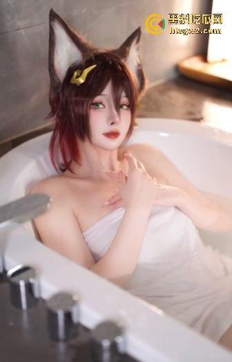 B站主播『图图堡』海边真空写真爆出，美鲍都快从比基尼里蹦出来，有没有鉴鲍大师给个评价，这品相算极品吗？  第11张