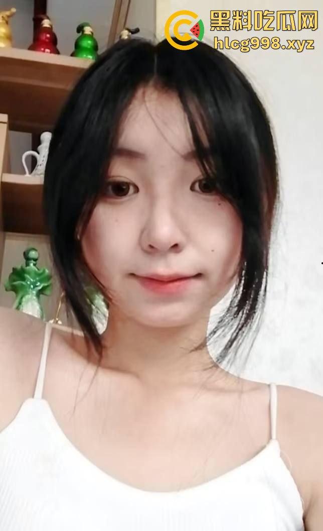 河北美院大一播音『张珊珊』口交视频泄漏！偷吃别人男友被挂校园墙，瓜友围观看看给这口活打个分！  第4张