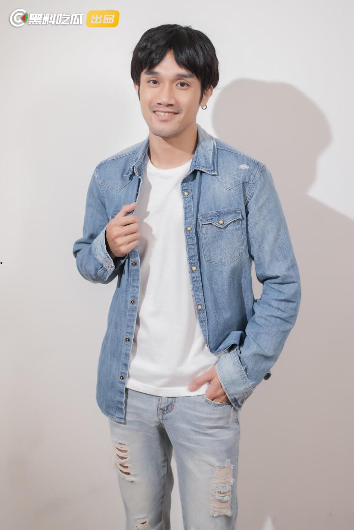 黑料吃瓜网出品-《江南第一小屌童锦程798&吴柳芳之花小龙&王老师爱情故事》全集! 第4张 黑料吃瓜网出品-《江南第一小屌童锦程798&吴柳芳之花小龙&王老师爱情故事》全集! 第4张