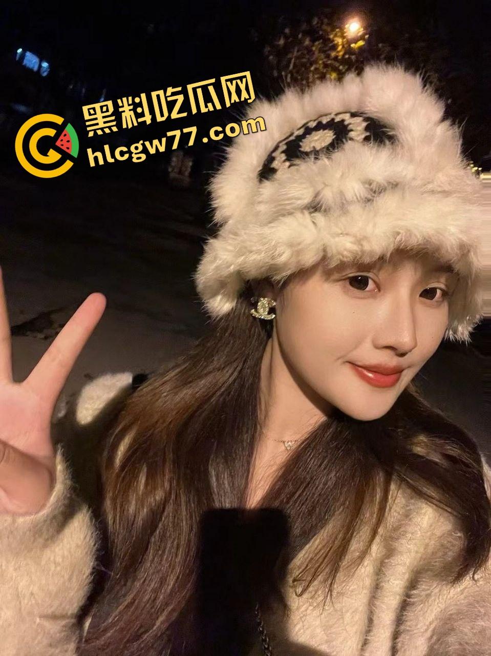 盐城师范学姐『许芷晴』舔棒跪好伺候年上叔叔,三十人轮插打通九道关,高潮喊狗狗想被操! 第8张 盐城师范学姐『许芷晴』舔棒跪好伺候年上叔叔,三十人轮插打通九道关,高潮喊狗狗想被操! 第8张