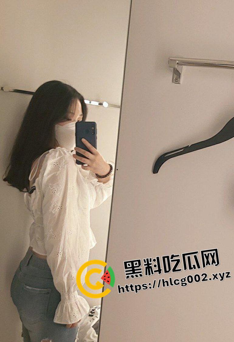 韩国棒子大学生反差婊 放假和财阀在酒店被疯狂调教 肥美多汁的骚逼都要被干肿了  第3张