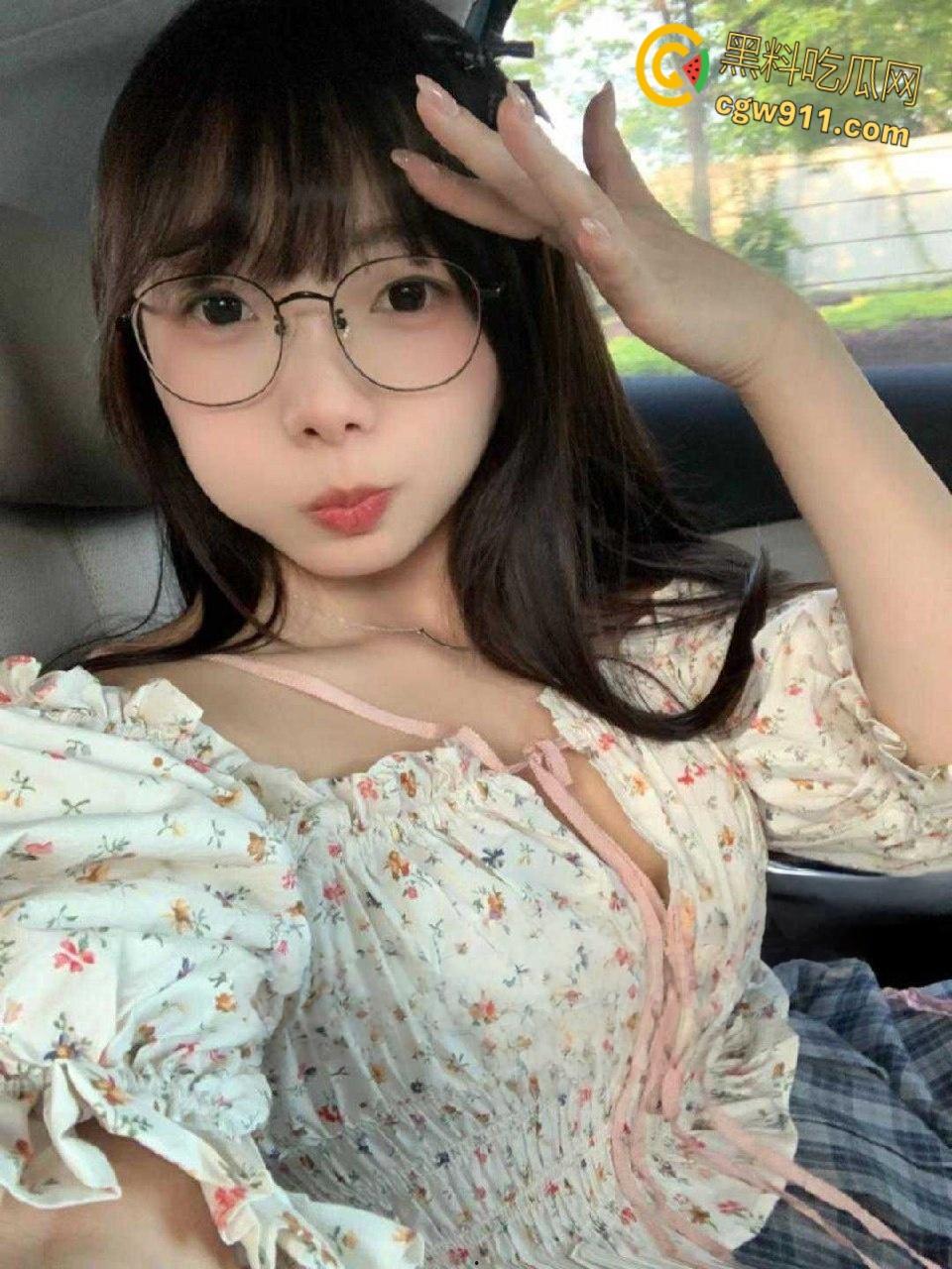 沈阳农业大学研究生【贺芳欣】，被前男友肆意调教无套爆操，玩腻后惨遭抛弃，眼镜妹不仅反差还傻白甜 ！  第5张