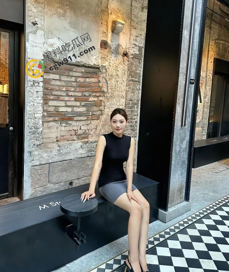 河南师范大学学妹【范静静】楼道狂野激情:窗前跪姿深喉,翘臀无套爆操,呻吟不断,血脉偾张爆裂 第6张 河南师范大学学妹【范静静】楼道狂野激情:窗前跪姿深喉,翘臀无套爆操,呻吟不断,血脉偾张爆裂 第6张