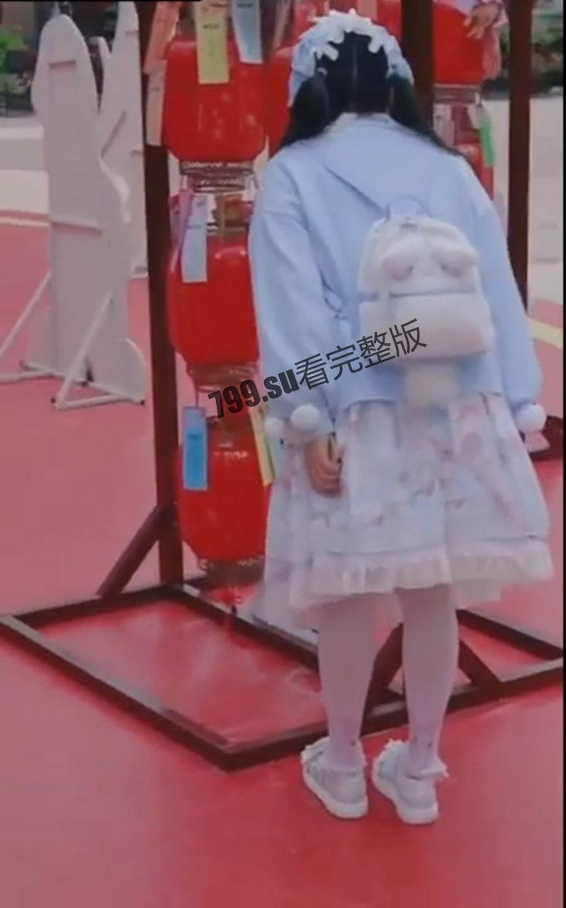 极品美女洛丽塔 喵喵酱 户外啪啪甄选 摩天轮游乐园口交啪啪无套中出  第3张