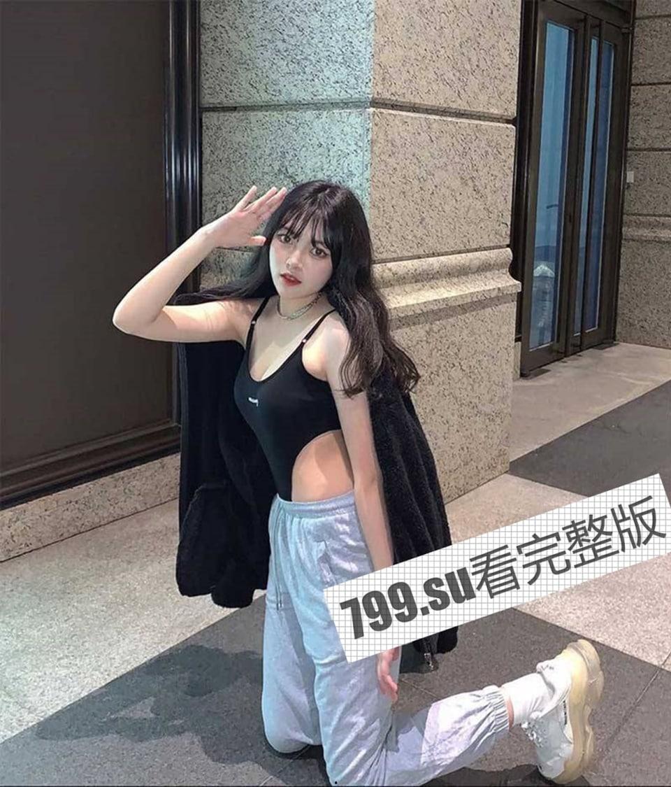 前女友系列  超漂亮的翘臀小网红 男友报复性爱视频惨遭泄漏 第2张