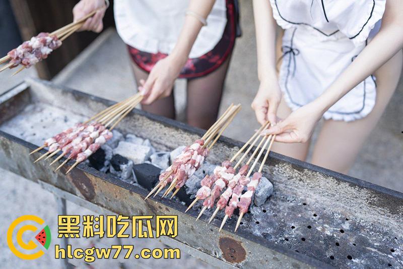 顶级尤物姐妹花，秀人网女神潘娇娇和甜妮，化身美厨娘互舔摩擦，和摄影师3p边操边舔轮流榨精！  第7张