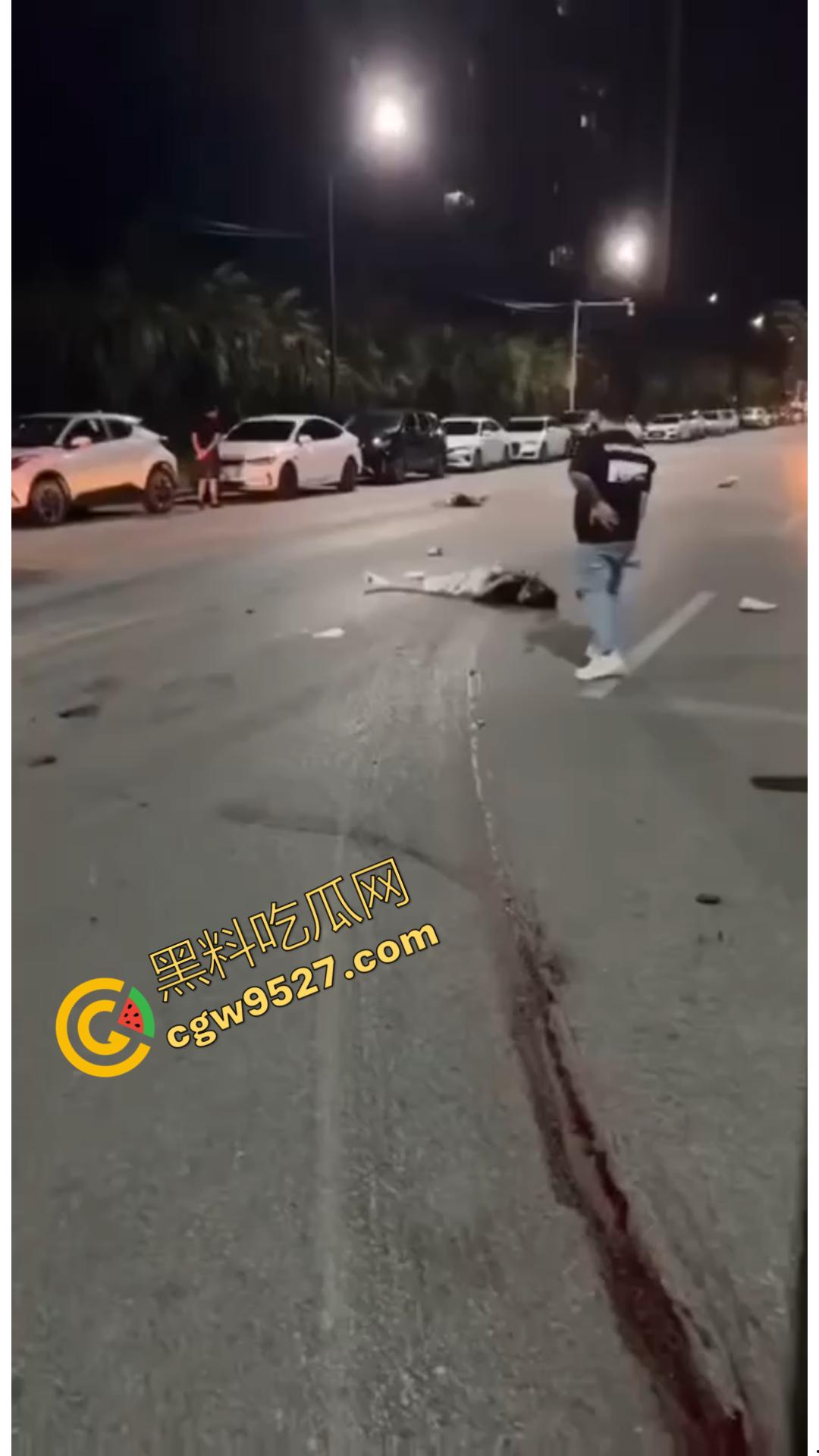 景德镇街头上演惊魂一幕:40岁男子开车撞人导致2死1伤的惨烈悲剧,只因赌博令人丧失理智 第5张 景德镇街头上演惊魂一幕:40岁男子开车撞人导致2死1伤的惨烈悲剧,只因赌博令人丧失理智 第5张